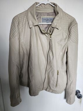 Marc New York Beige Quilted-Shoulder Leather Jacket